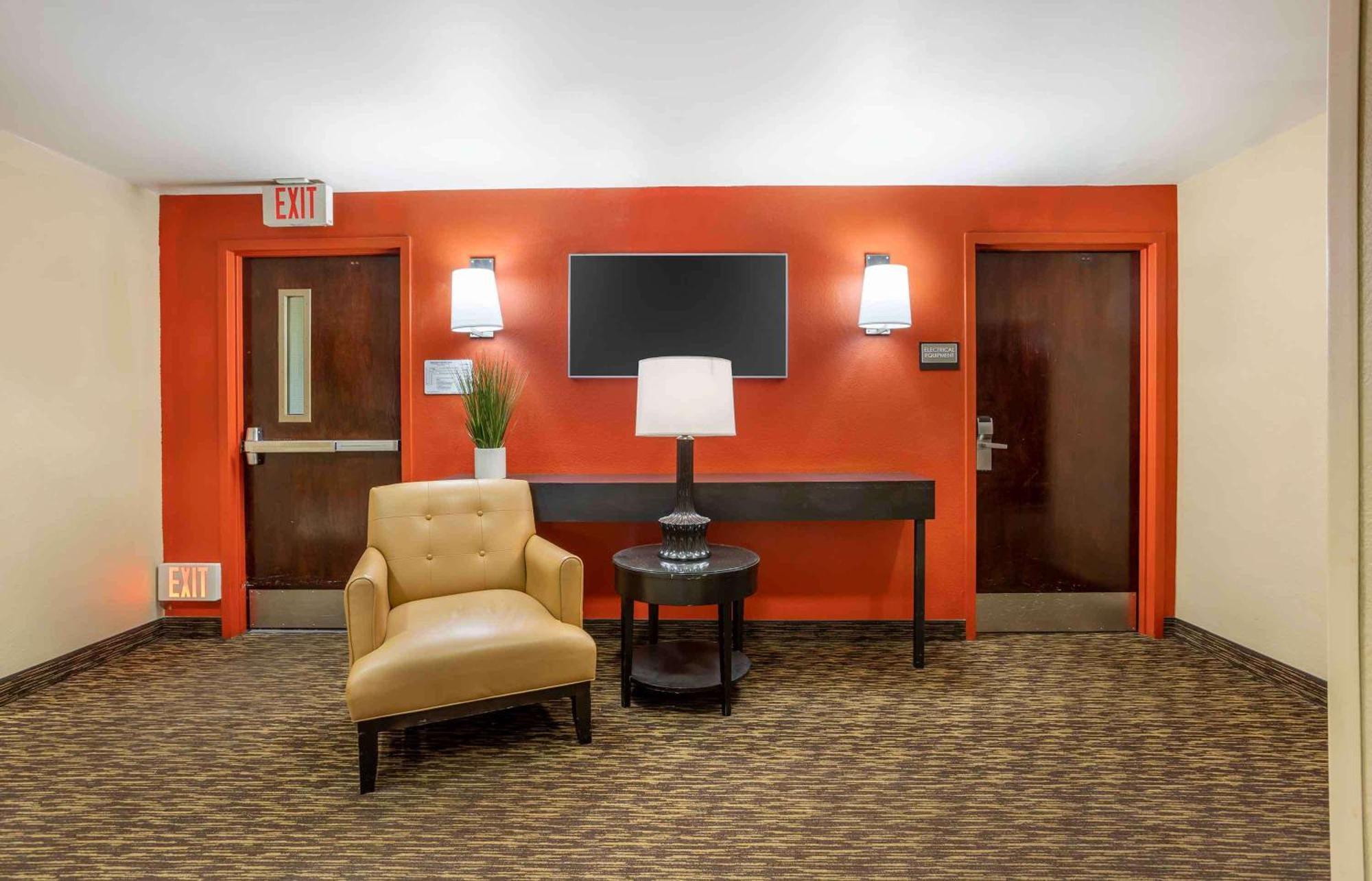 Extended Stay America Suites - Long Island - Melville Bagian luar foto
